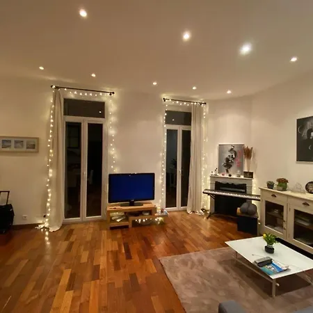 Corner In Center Of Cannes, Private + Private Bathroom, Ac, In Big كان